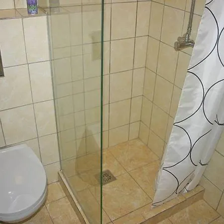 Levanda بيت ضيافة بالانغا